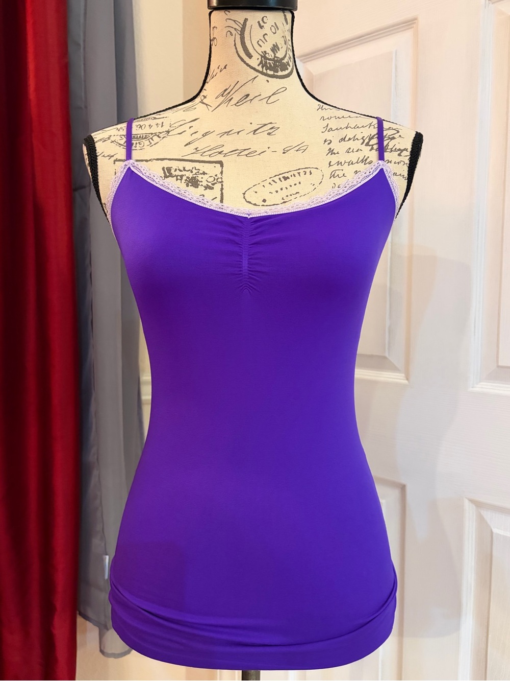 Victoria’s Secret Purple Lace-Trim Spaghetti Strap Built in Bra Tank Top
